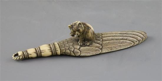 A good Japanese ivory paper knife, Meiji period, L.13cm